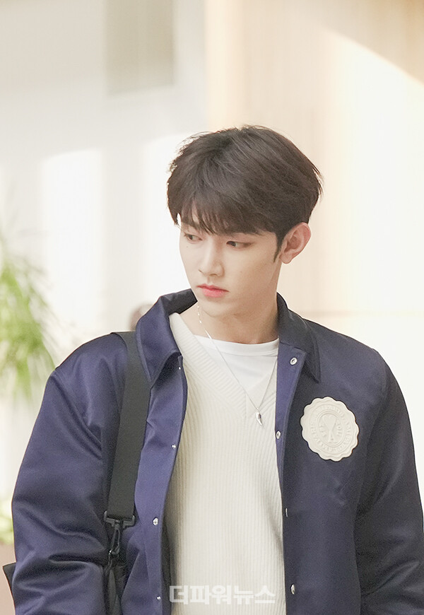 제로베이스원장하오,김포국제공항출국