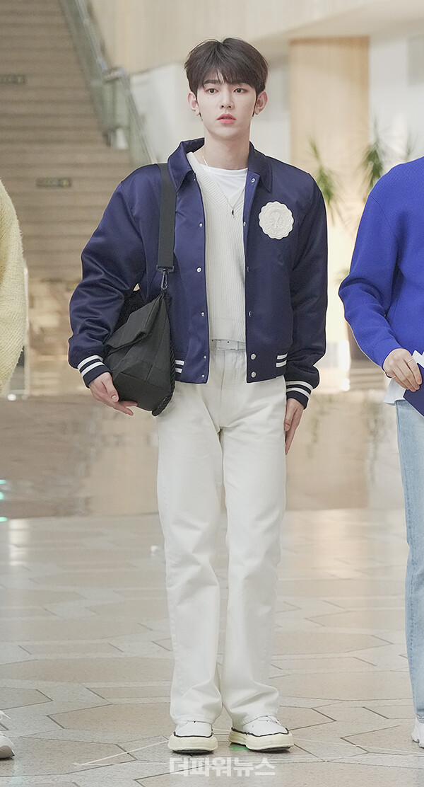 제로베이스원장하오,김포국제공항출국