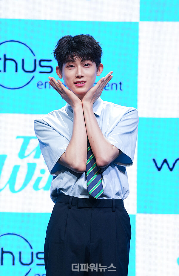 더윈드최한빈,데뷔앨범'Beginning:TheWindPage'발매쇼케이스