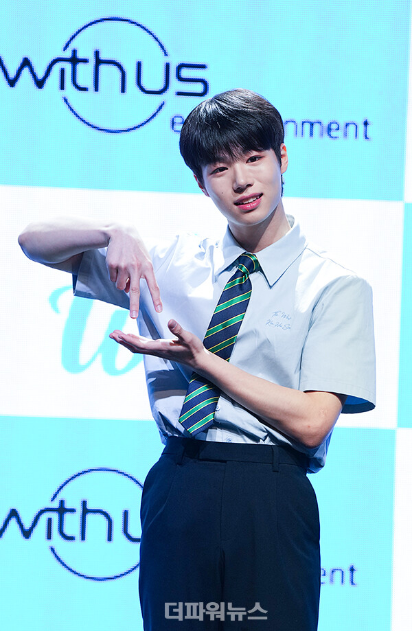 더윈드김희수,데뷔앨범'Beginning:TheWindPage'발매쇼케이스