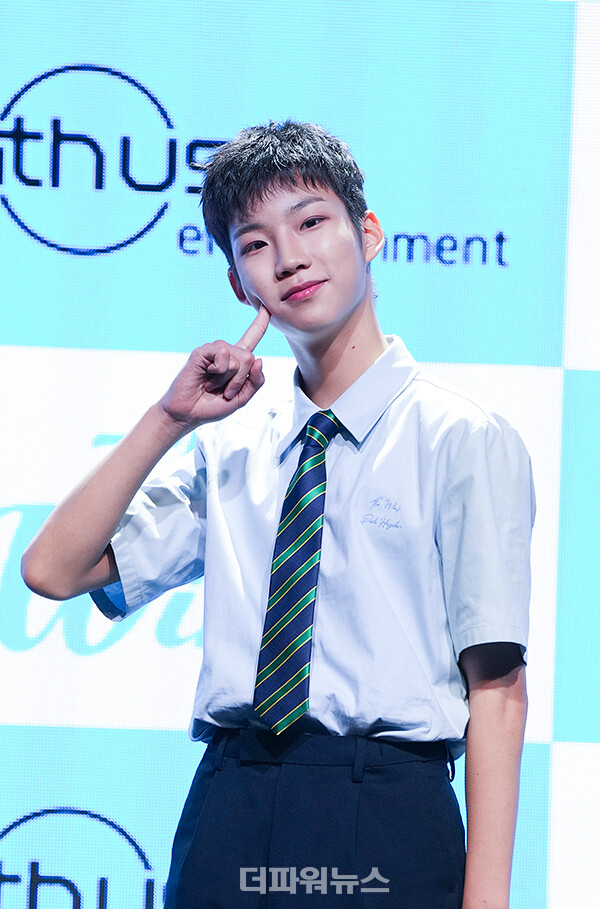 더윈드박하유찬,데뷔앨범'Beginning:TheWindPage'발매쇼케이스