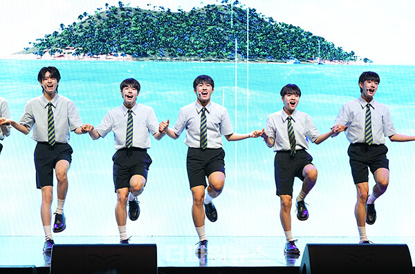 더윈드,데뷔앨범'Beginning:TheWindPage'발매쇼케이스