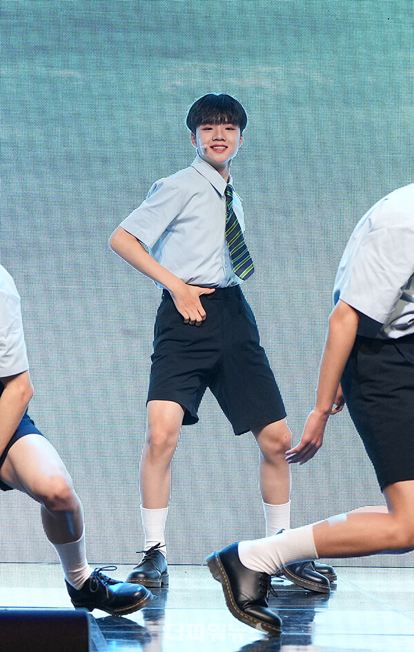 더윈드안찬원,데뷔앨범'Beginning:TheWindPage'발매쇼케이스