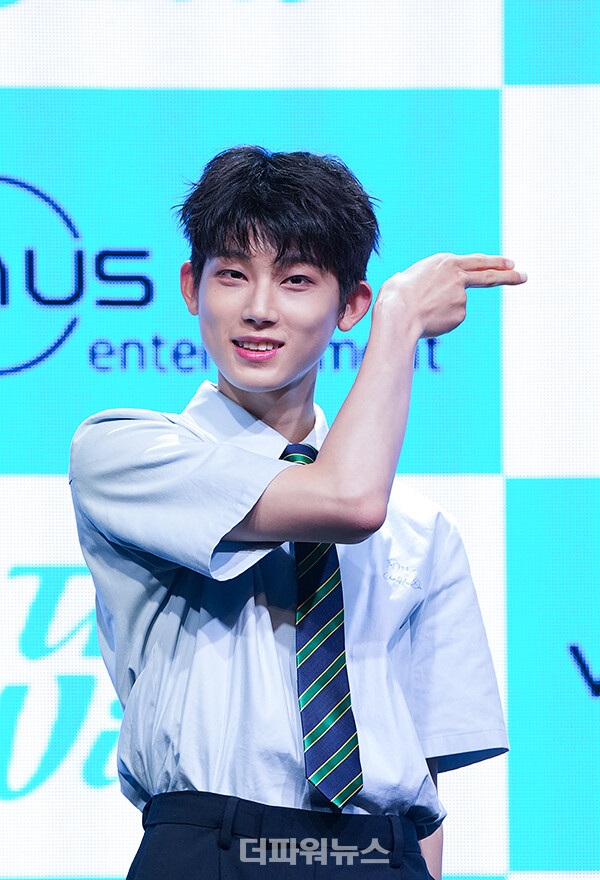 더윈드최한빈,데뷔앨범'Beginning:TheWindPage'발매쇼케이스