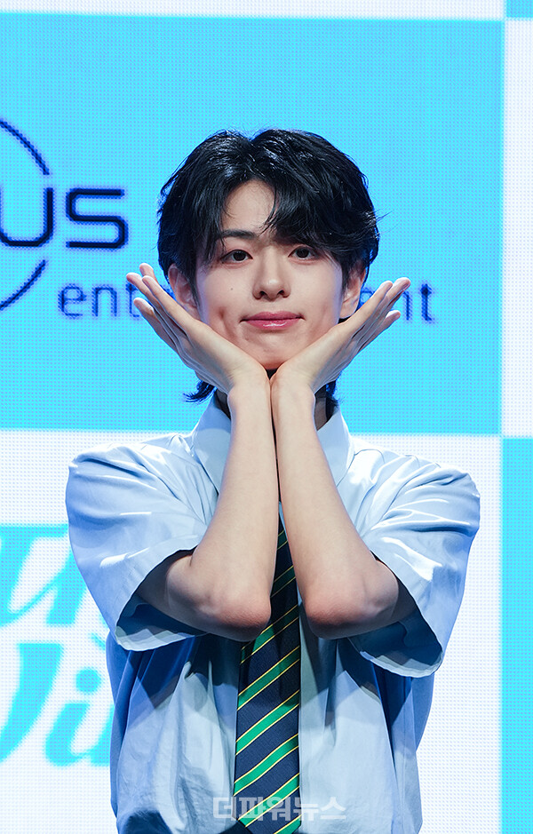 더윈드장현준,데뷔앨범'Beginning:TheWindPage'발매쇼케이스