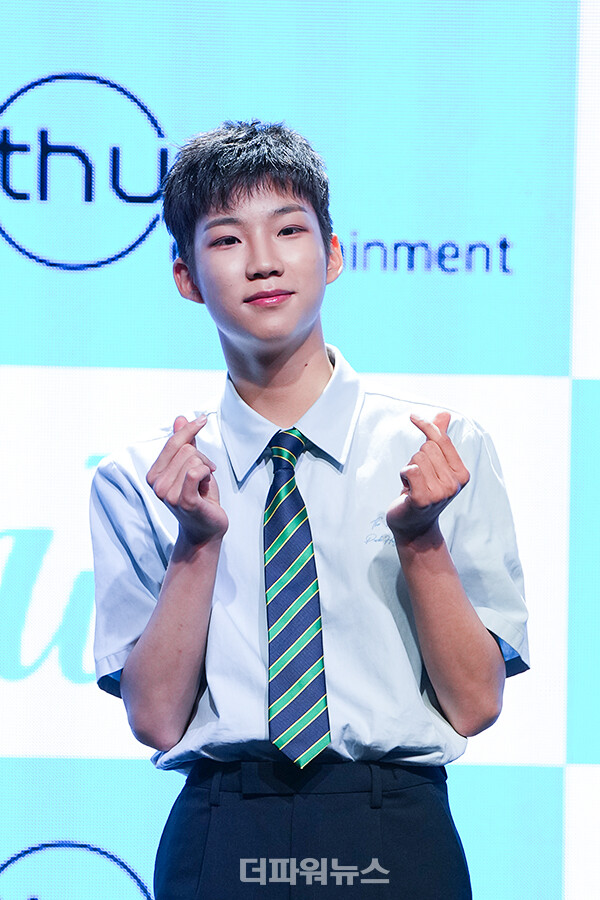 더윈드박하유찬,데뷔앨범'Beginning:TheWindPage'발매쇼케이스