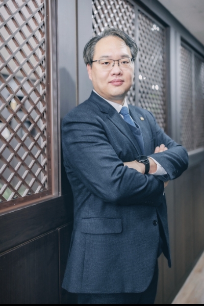 사문서위조, 화이트 칼라 범죄에 연루 된 경우 가중 처벌 받을 수 있어