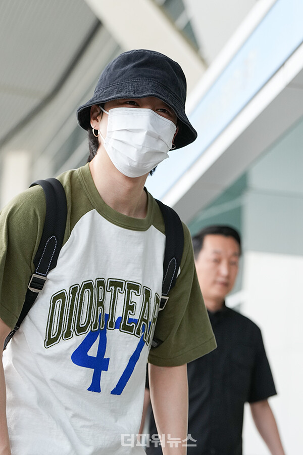 지민,인천국제공항출국