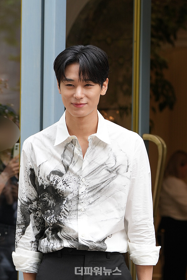 더보이즈주연,포토월행사