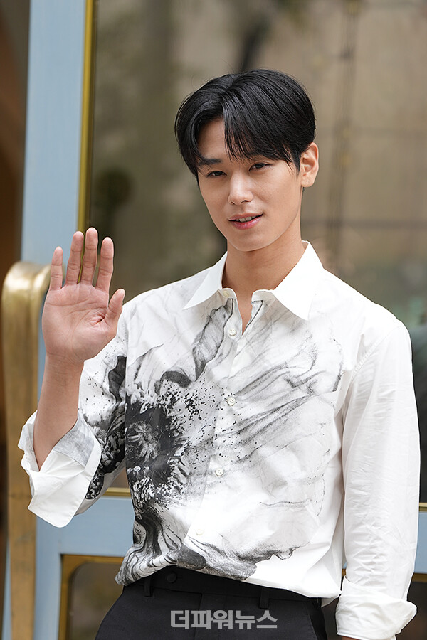 더보이즈주연,포토월행사