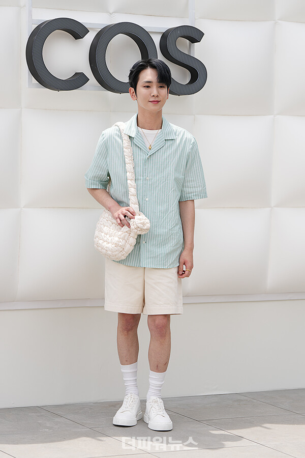 샤이니키,포토월행사