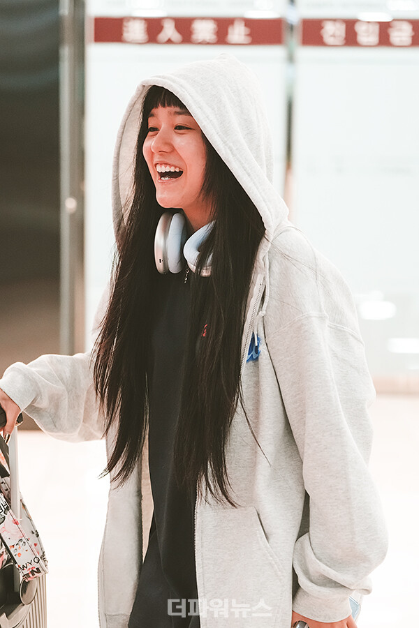 엑스지(XG)쥬리아,김포국제공항입국