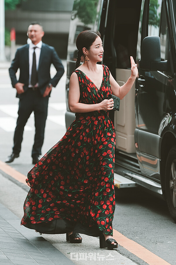 기은세,포토월행사