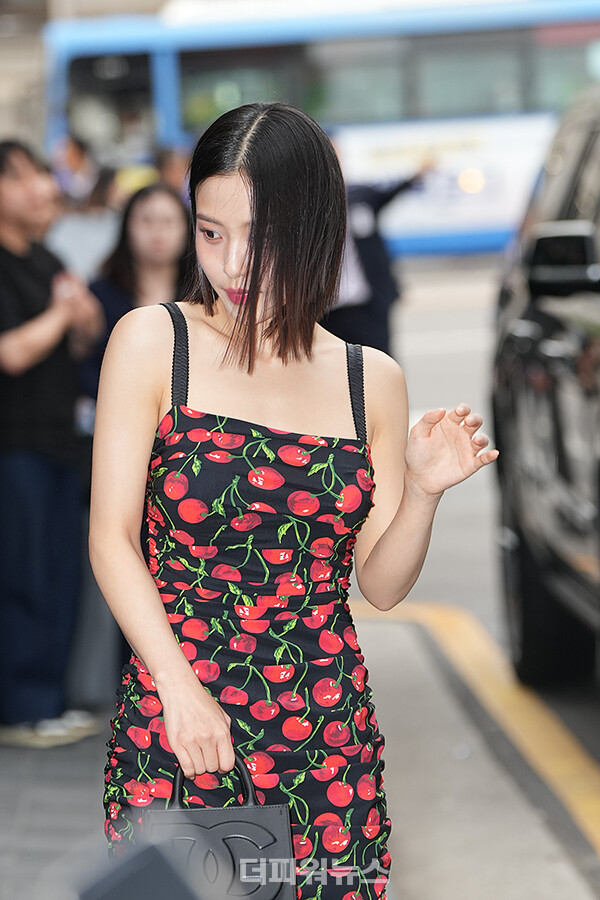 고민시,포토월행사