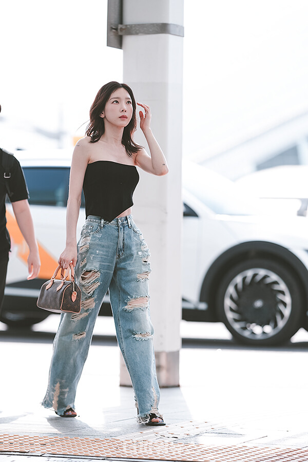 태연,인천국제공항출국