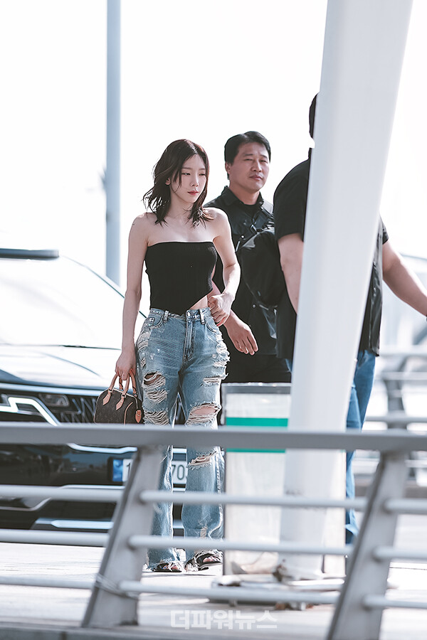 태연,인천국제공항출국