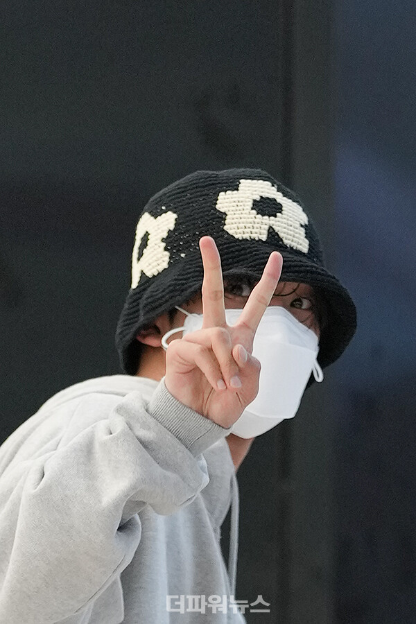 로운,김포국제공항입국