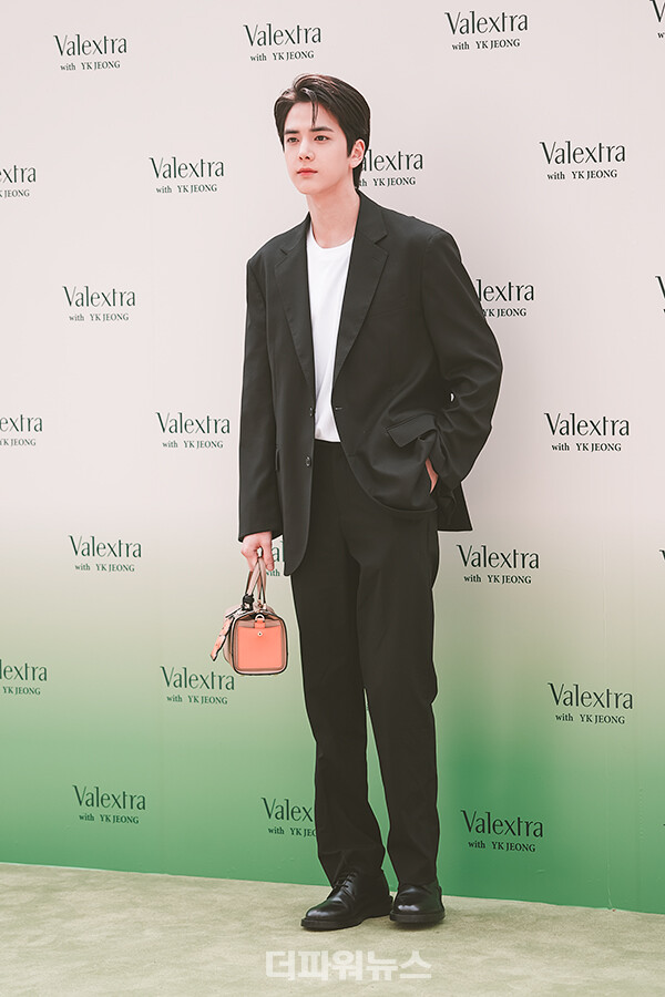 더보이즈영훈,포토월행사