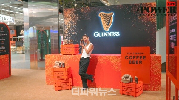 오마이걸미미,포토월행사