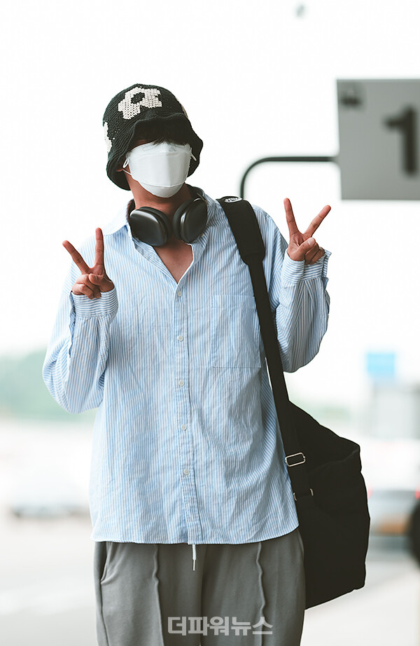 로운,김포국제공항출국