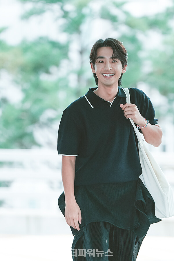 송지호,인천국제공항출국