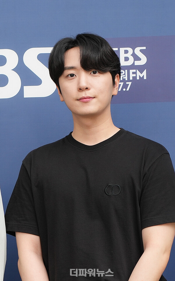 포레스텔라고우림,SBS라디오출근길