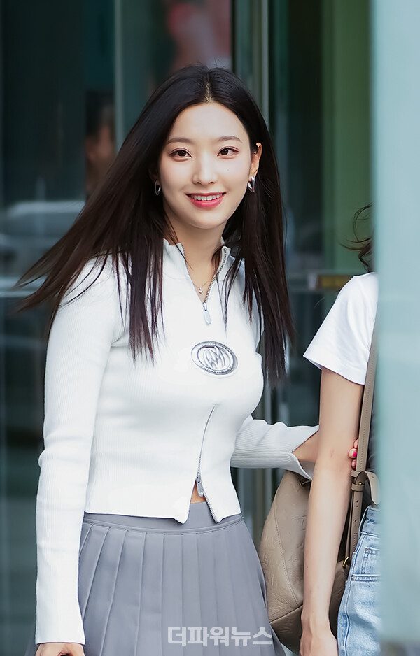 프로미스나인이새롬,SBS방송국퇴근길