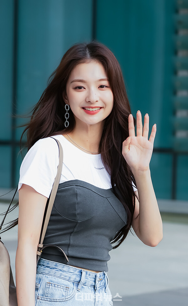 프로미스나인이나경,SBS방송국퇴근길