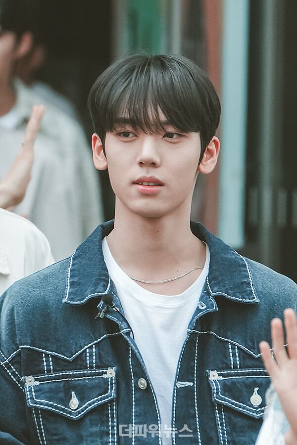 제로베이스원한유진,‘캠프제로베이스원수상한발표회’행사