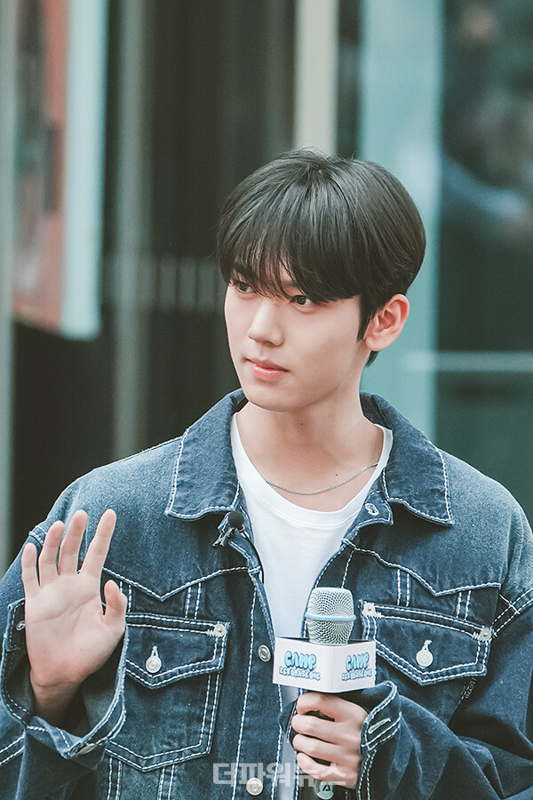 제로베이스원한유진,‘캠프제로베이스원수상한발표회’행사