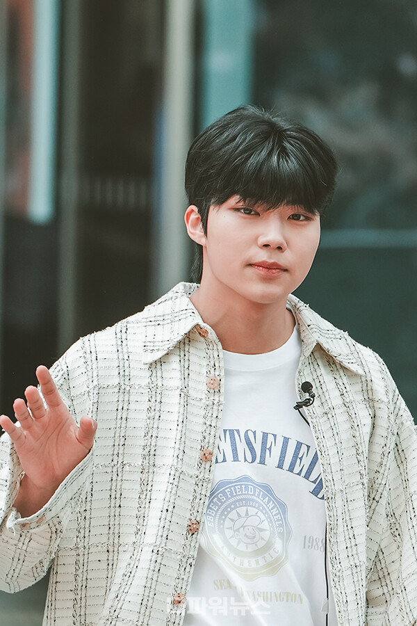 제로베이스원박건욱,‘캠프제로베이스원수상한발표회’행사