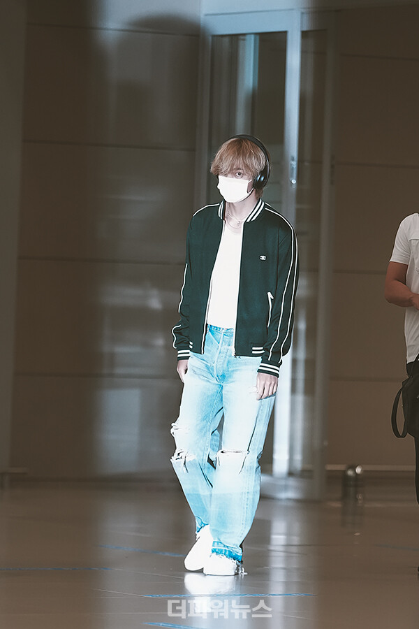 방탄소년단뷔,인천국제공항입국