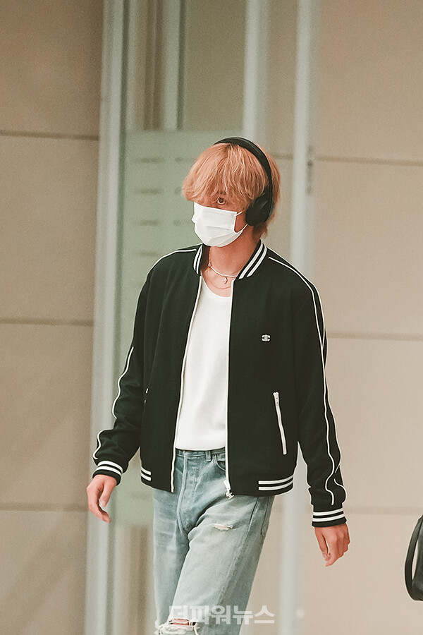 방탄소년단뷔,인천국제공항입국
