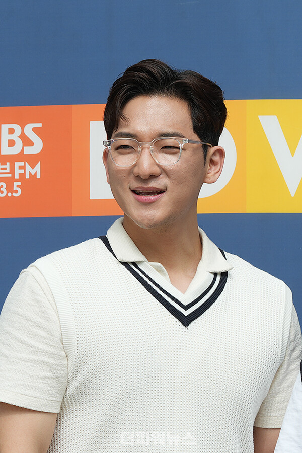 포르테나오스틴킴,SBS방송국출근길