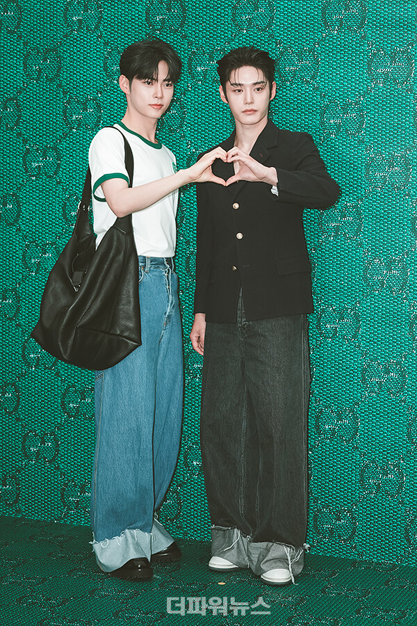 제로베이스원성한빈-김지웅,포토월행사