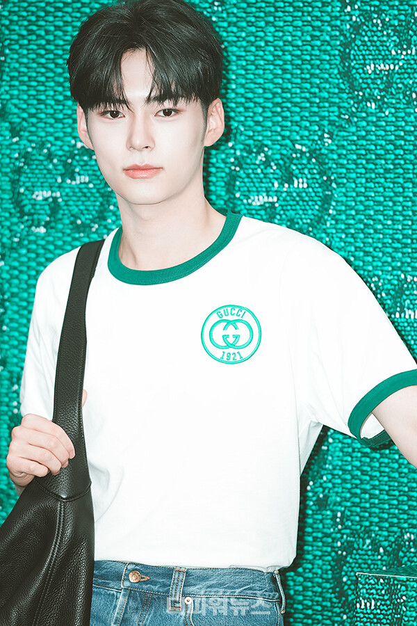 제로베이스원성한빈,포토월행사