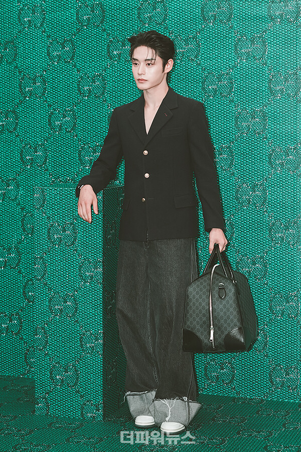 제로베이스원김지웅,포토월행사