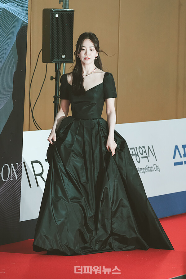 송혜교,제2회청룡시리즈어워즈레드카펫