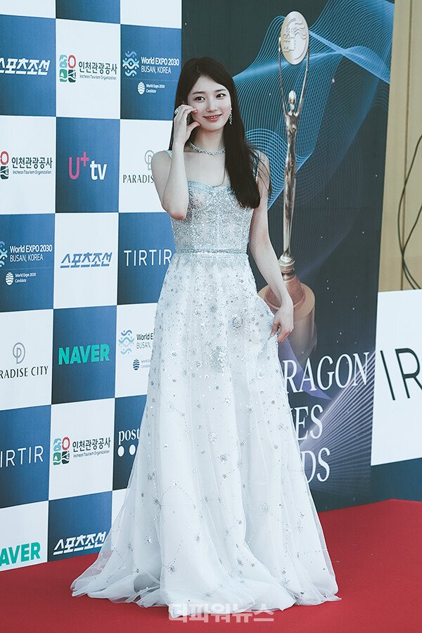 수지,제2회청룡시리즈어워즈레드카펫