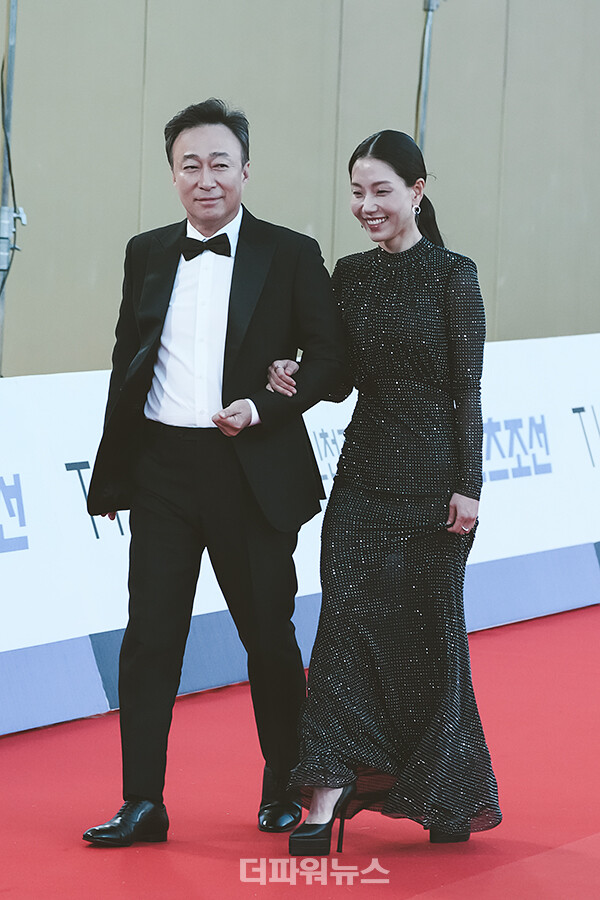 이성민-김신록,제2회청룡시리즈어워즈레드카펫