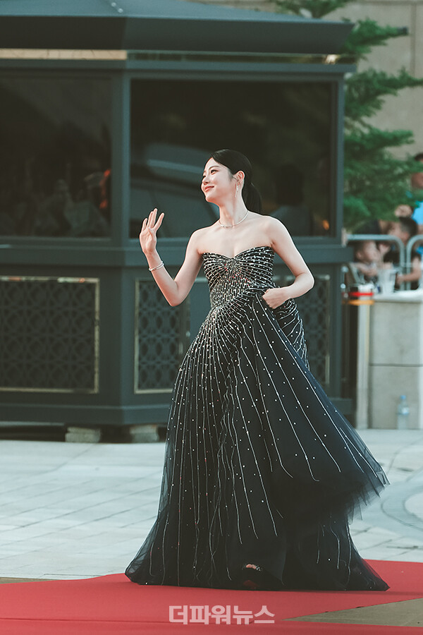 신예은,제2회청룡시리즈어워즈레드카펫