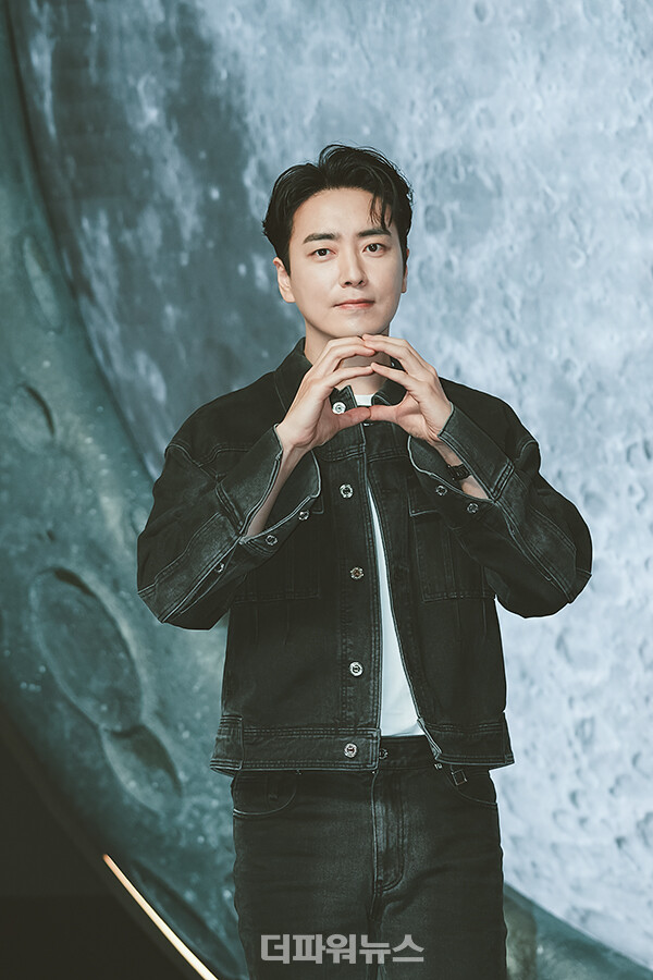 이준혁,영화‘더문’의VIP시사회쇼케이스