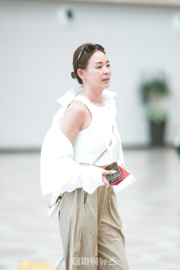 야노시호,김포국제공항출국