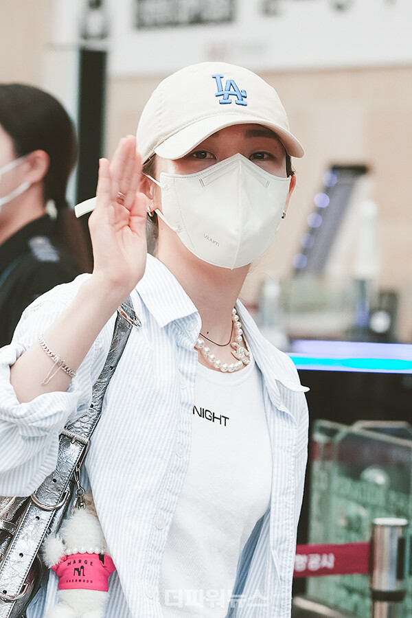 마마무플러스문별,김포국제공항출국