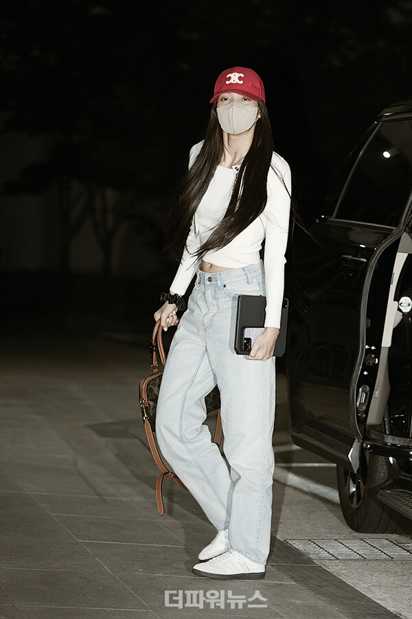 블랙핑크리사,김포국제공항출국