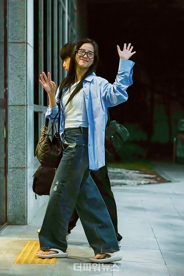 블랙핑크지수,김포국제공항출국