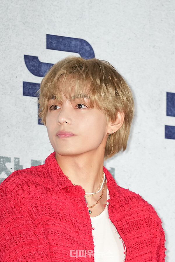 방탄소년단뷔,영화'콘크리트유토피아'VIP시사회