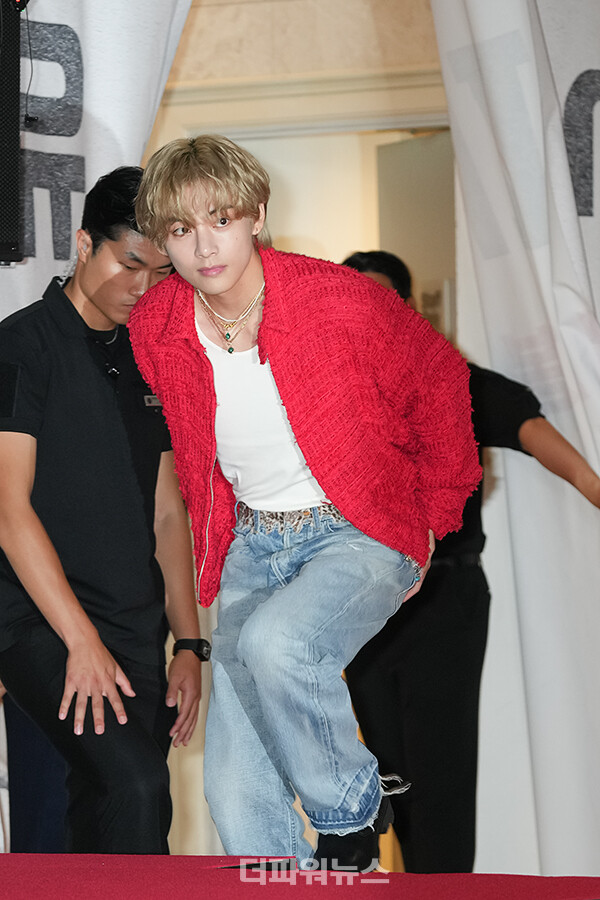 방탄소년단뷔,영화'콘크리트유토피아'VIP시사회