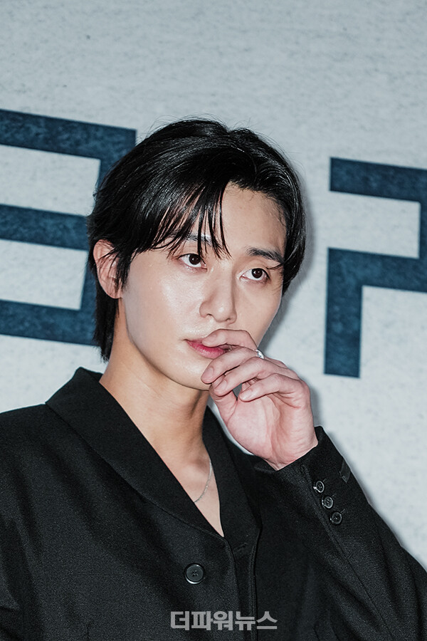 박서준,영화'콘크리트유토피아'VIP시사회