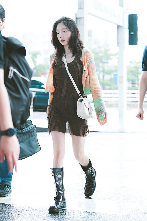 태연,인천국제공항출국